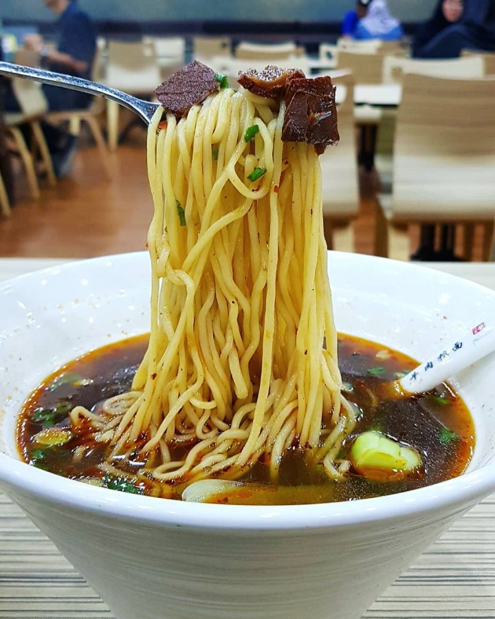7 Restaurants You Need To Try At Suria KLCC’s Signature’s Food Court